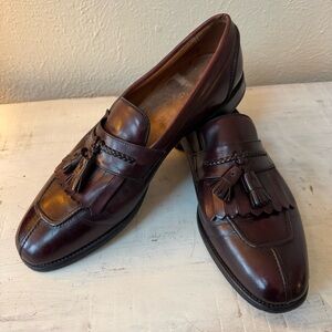 Allen Edmonds Grayson Tassel Kiltie Loafers — Burgundy Leather — Size 12B